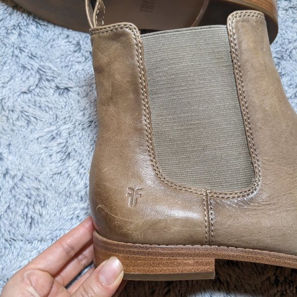 Frye Shoes - COPY - Frye Tan Brown Chelsea Leather Ankle Boots Size 8 Ash Camel